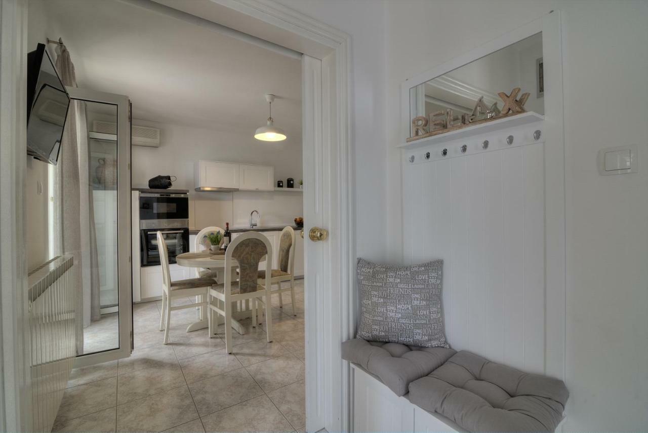סנג' Apartment Barbara מראה חיצוני תמונה
